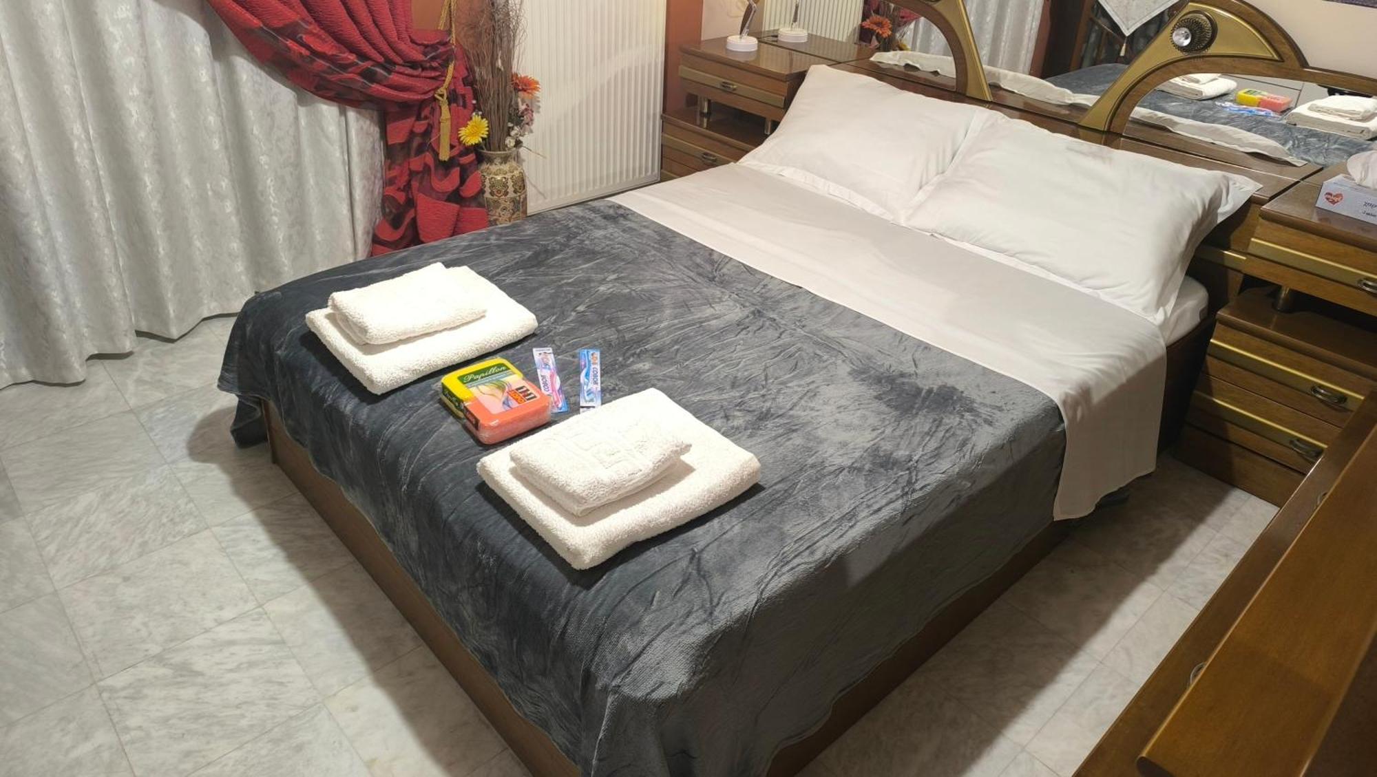Trident Apartments Нафплион Экстерьер фото